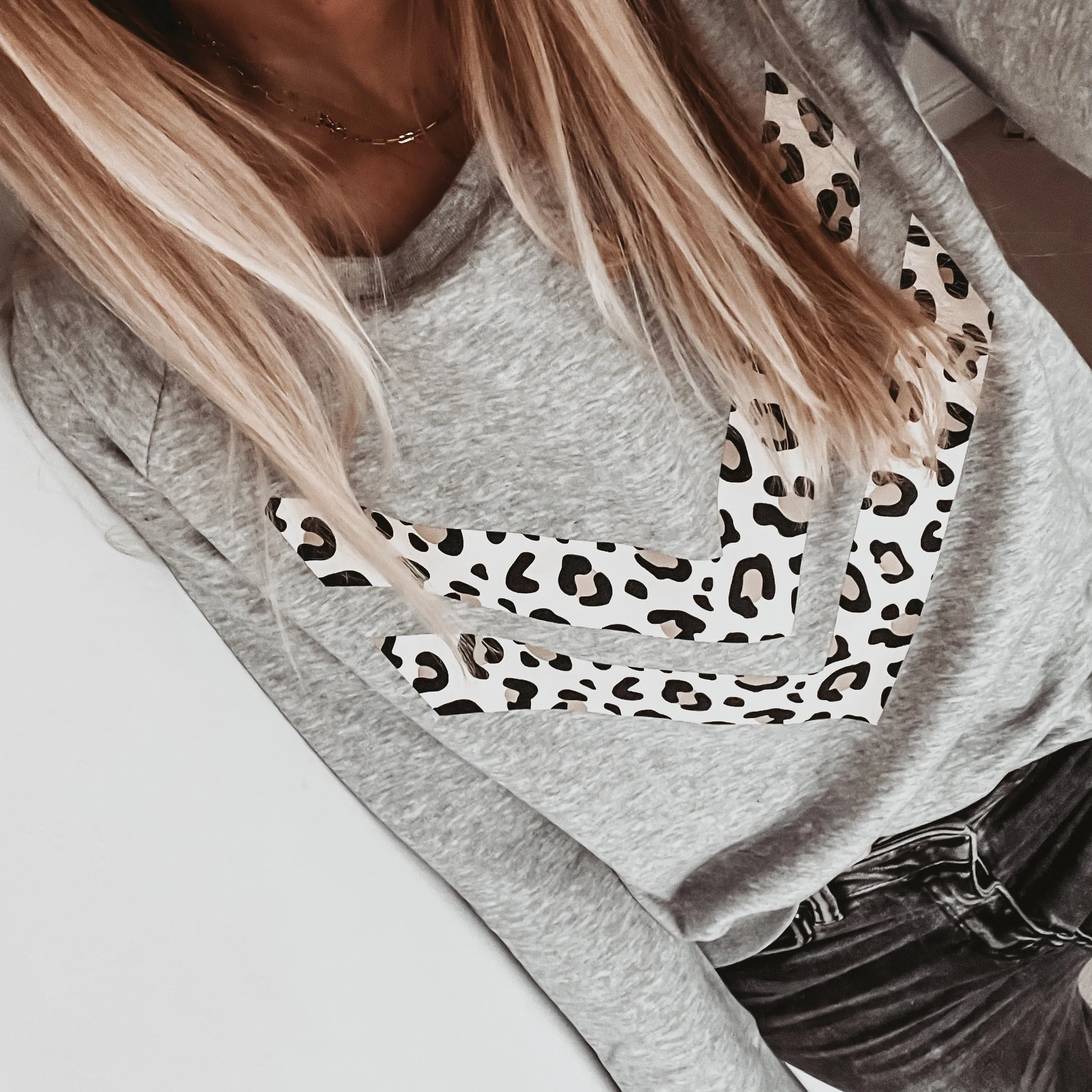 Double leopard chevron grey sweatshirt *relaxed fit*