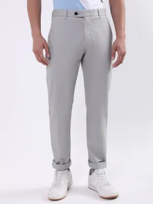 Iconic Men Grey Solid Slim Fit Chinos