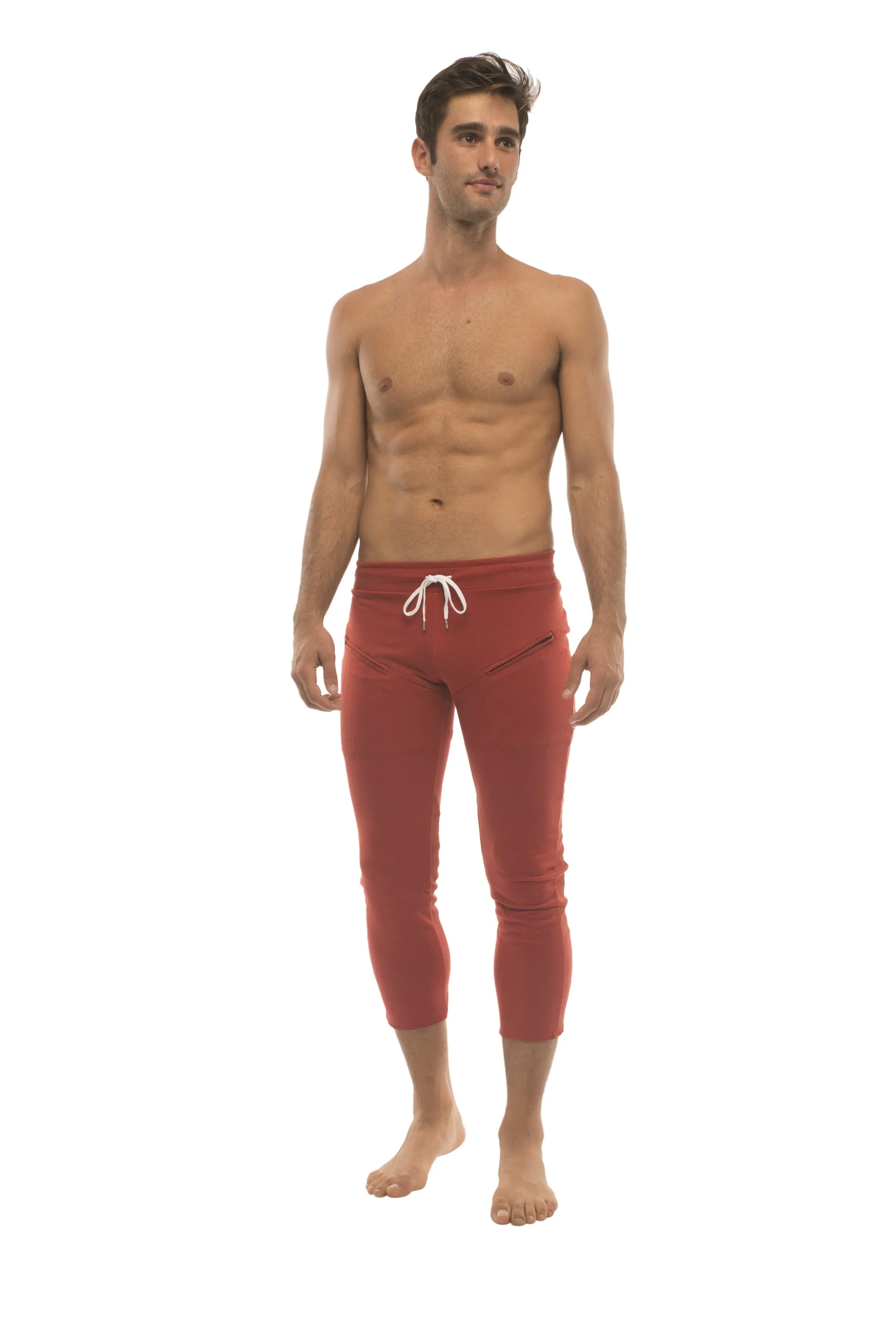 Mens 4/5 Zipper Pocket Capri Yoga Pants (Solid Cinnabar Red)