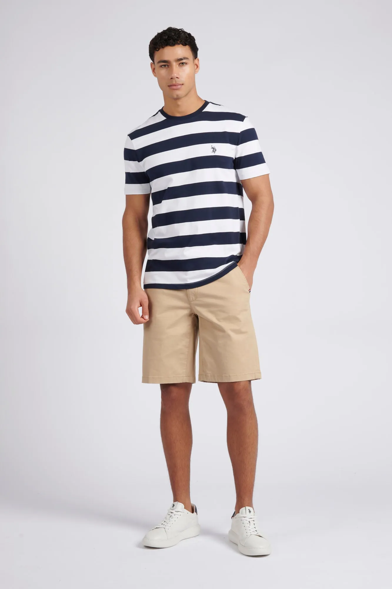 Mens Classic Chinos Shorts in Cornstalk